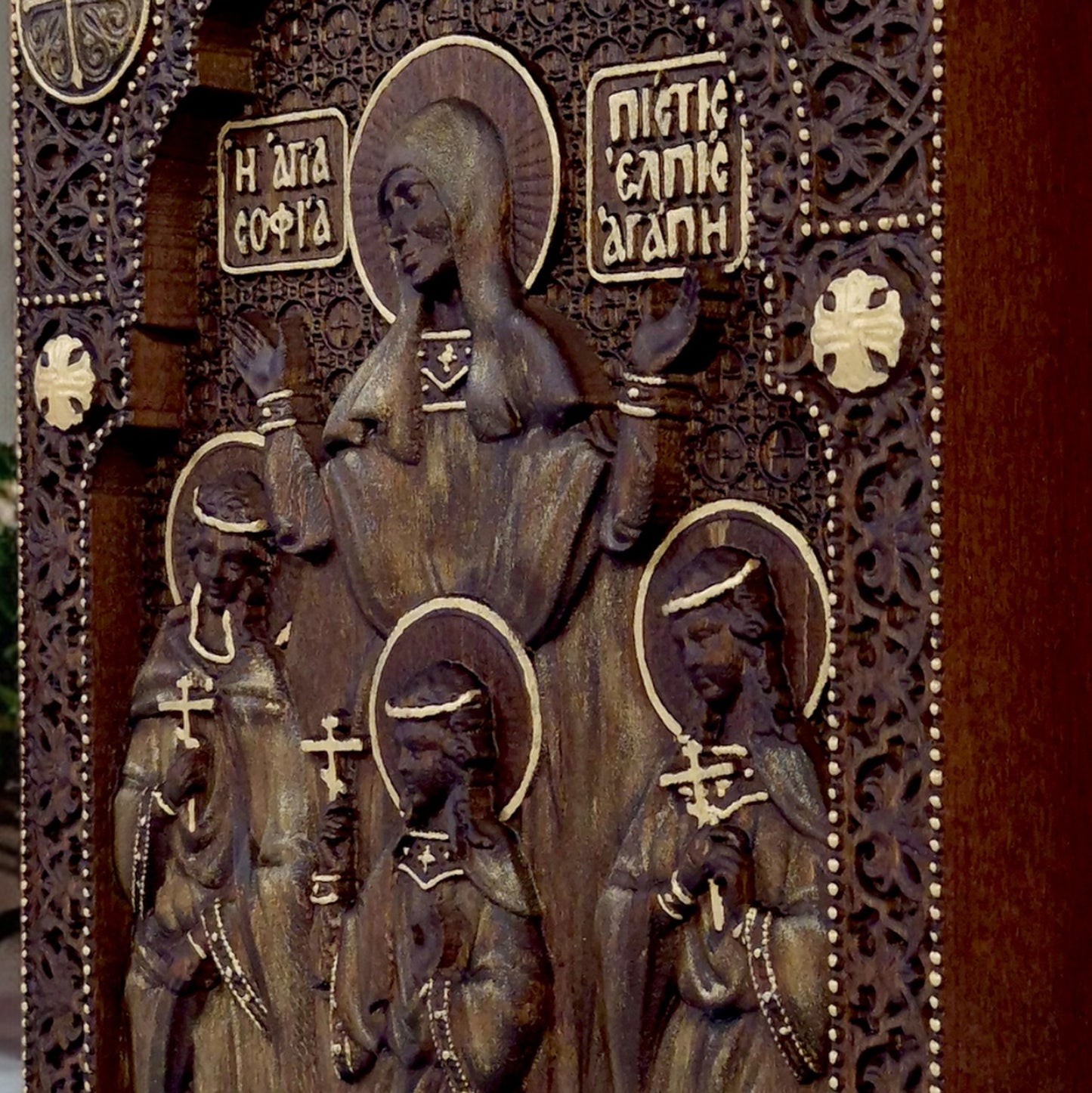 Αγίες Σοφία, Πίστη, Ελπίδα και Αγάπη Ξυλόγλυπτη Εικόνα.