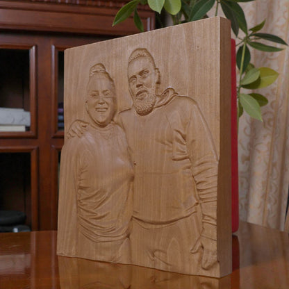 Ξυλόγλυπτη εικόνα από φωτογραφία. Χειροποίητο πορτρέτο από εικόνα.