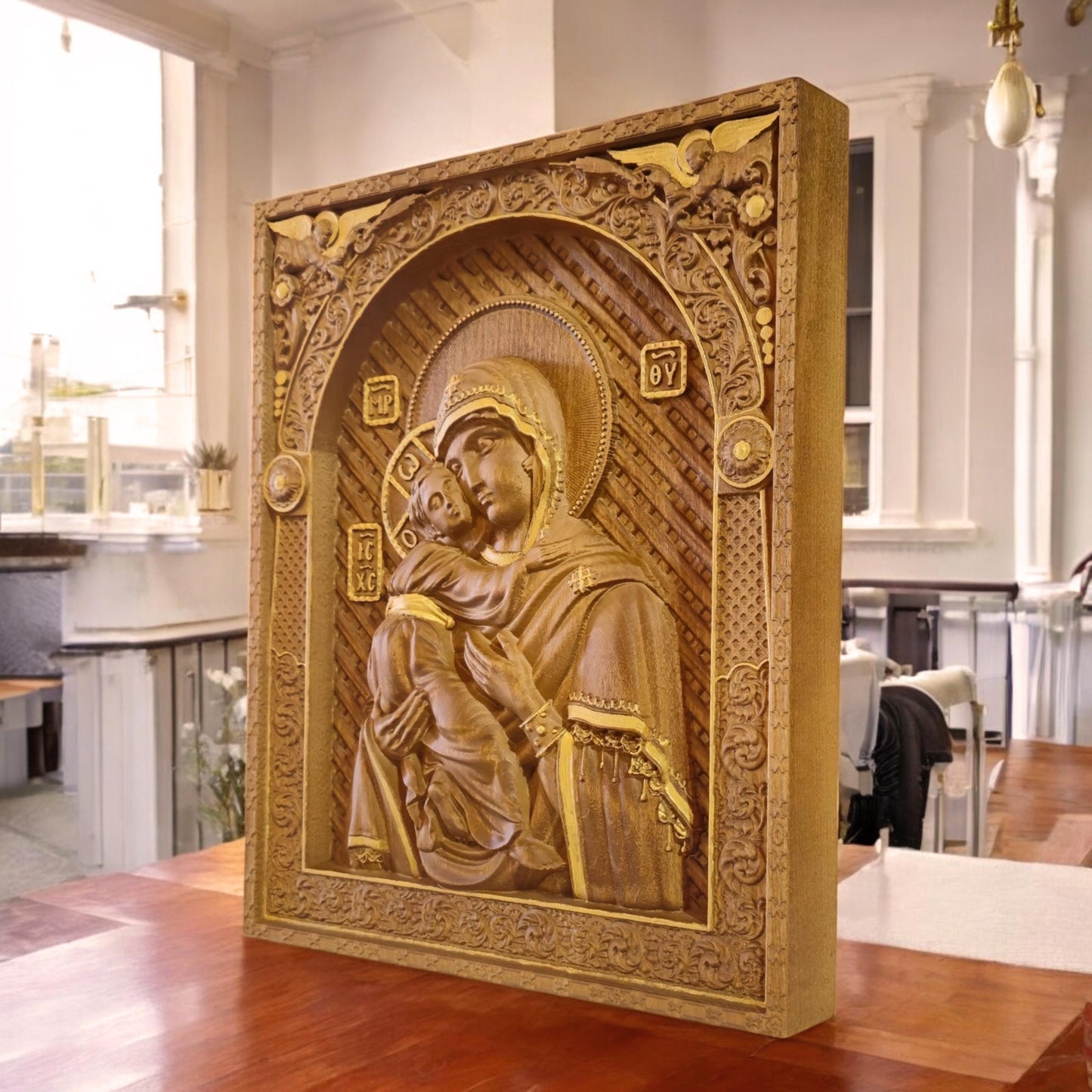 Παναγία Ξυλόγλυπτη Εικόνα.