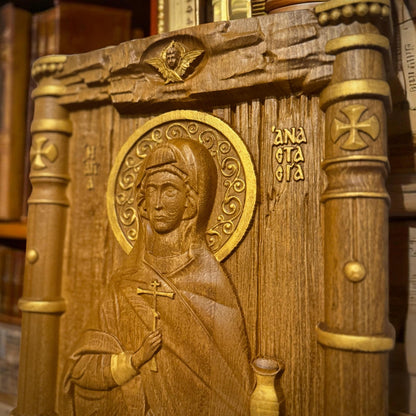 Αγία Αναστασία Ξυλόγλυπτη Εικόνα.
