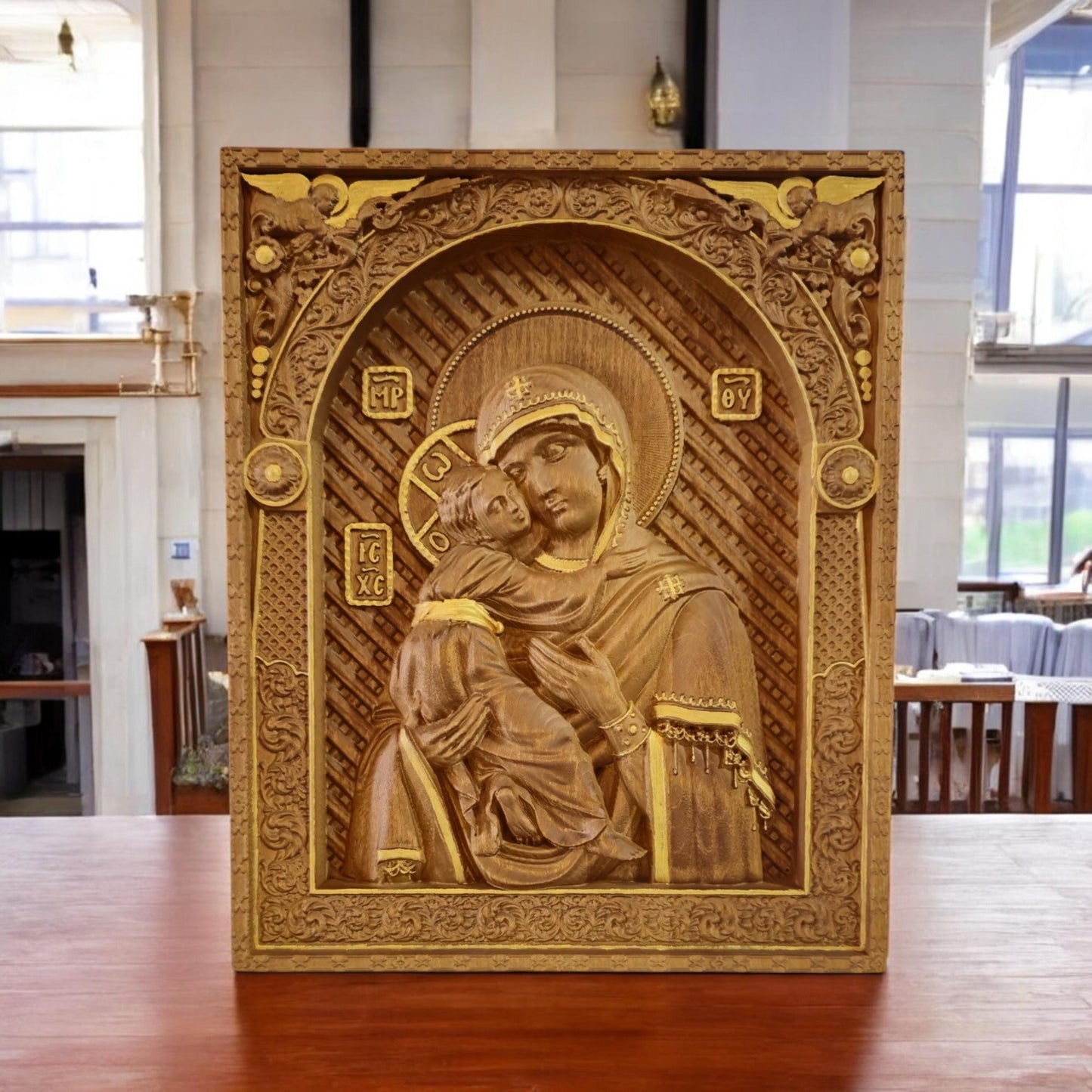 Παναγία Ξυλόγλυπτη Εικόνα.